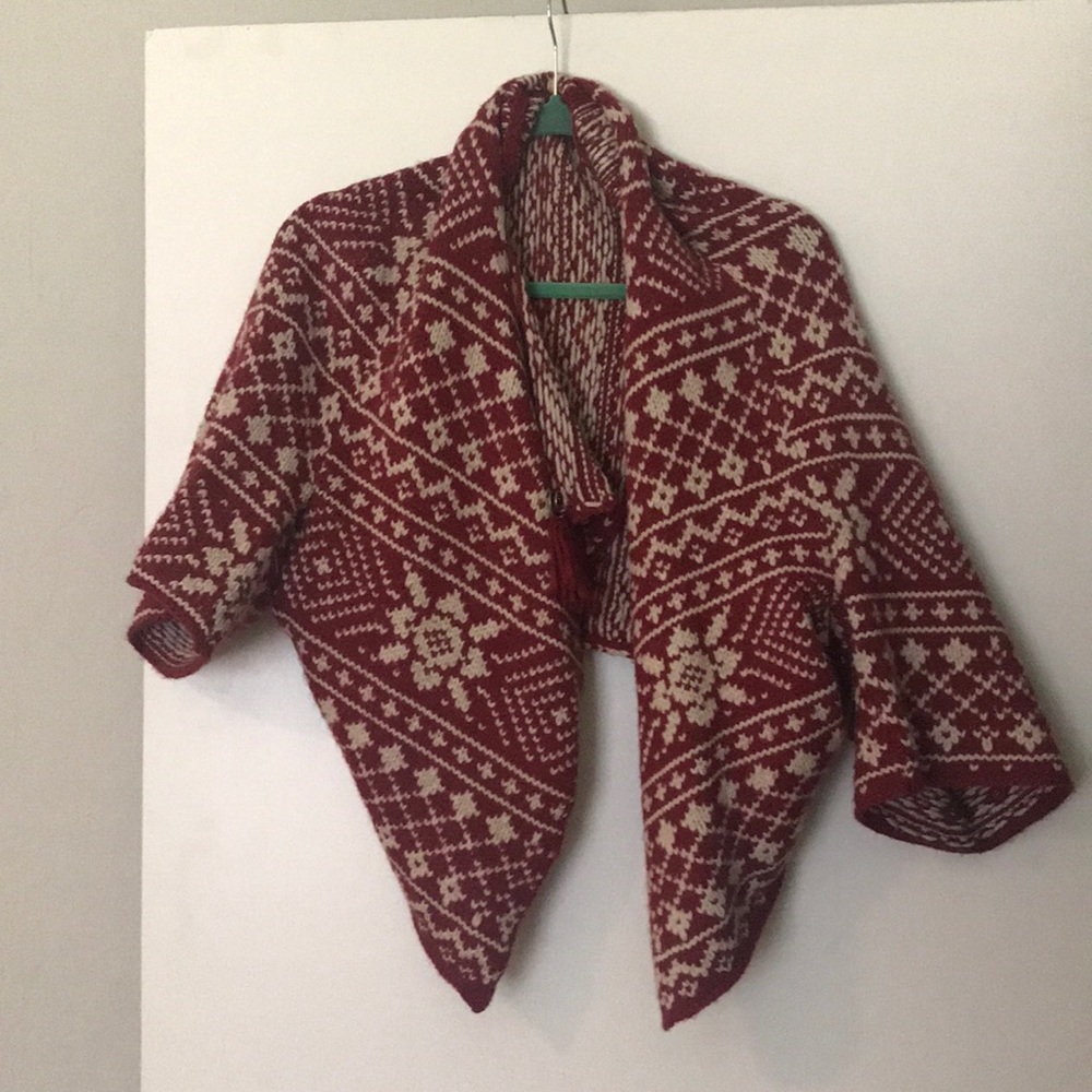 Cabi red and white sweater size medium